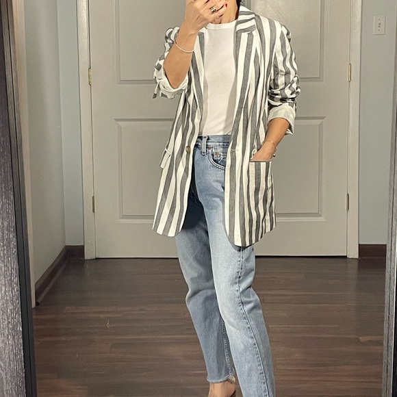 GAP Jackets & Blazers - Gap Linen/ Rayon Blend Longline Stripe Blazer size 6 NWT